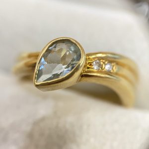 K18 アクアマリン メレダイヤ リング 18金 750