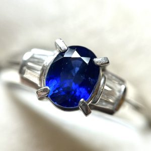 Pt900 サファイアリング