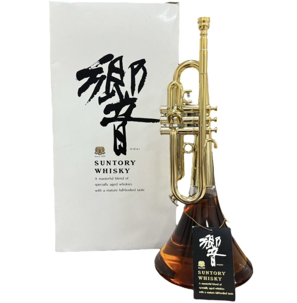 サントリー SUNTORY 響 トランペットボトル ウイスキー