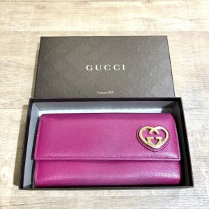 GUCCI グッチ ピンク ハート金具 長財布