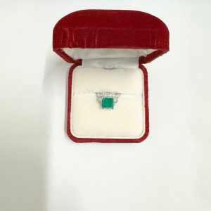 Pt900 エメラルド リング