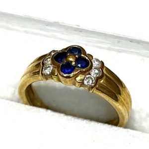 K18 18金 サファイア・メレダイヤモンド付き リング