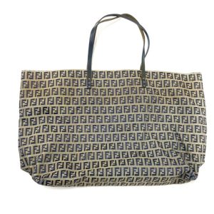 フェンディ トートバッグ　