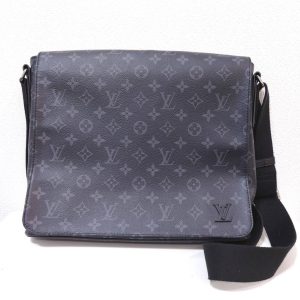 LOUIS VUITTON ルイヴィトン エクリプス ディストリクト