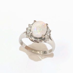 Pt900 オパール メレダイヤ付き リング