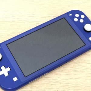 任天堂 スイッチライト / 本体のみ