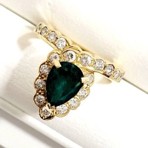 K18 エメラルド メレダイヤ付き 18金リング 指輪 アクセサリー