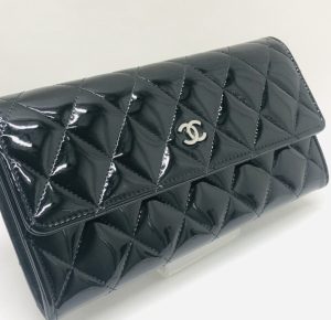 CHANEL シャネル エナメル マトラッセ 長財布