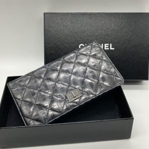 シャネル 2.55 マトラッセ財布