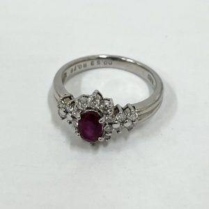 Pt900 プラチナ900 リング 石付