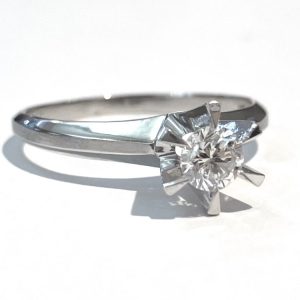 ダイヤモンドリング Pt900