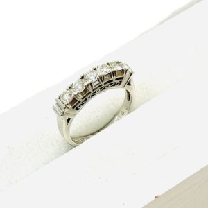 Pt900 メレダイヤ リング