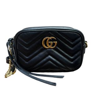 グッチ (GUCCI) GGマーモント レザー チェーンショルダーバッグ ブラック