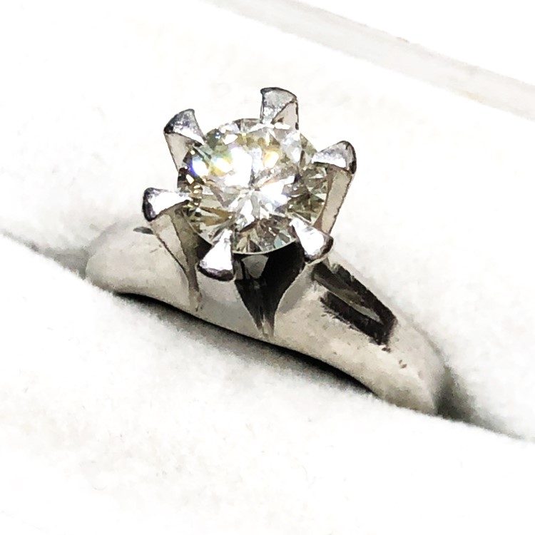 1円～ K18WG ダイヤモンド ハート リング 0.96ct SELBY
