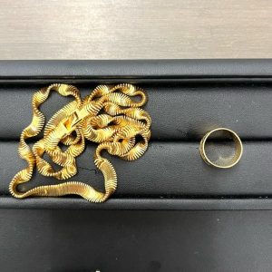 K18/750/18金のネックレスとリング