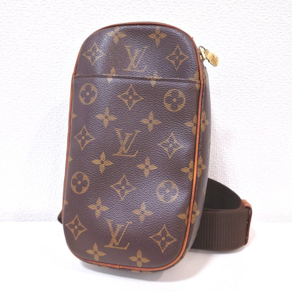 LOUIS VUITTON ルイヴィトン ガンジュ ウエストポーチ