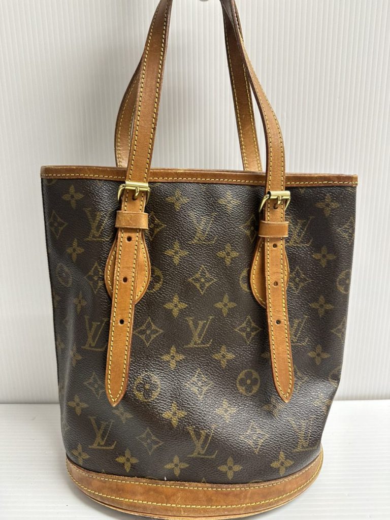 LV バック