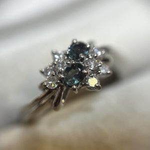 Pt900 アレキサンドライト リング