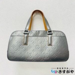 Louis Vuitton シェルトン ルイ・ヴィトン