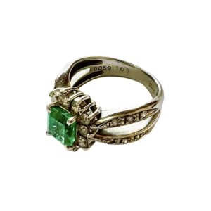 K18 18金  エメラルドリング