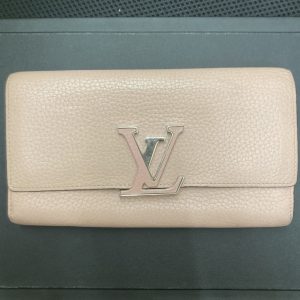 ルイ・ヴィトン ポルトフォイユ・カプシーヌ M61250