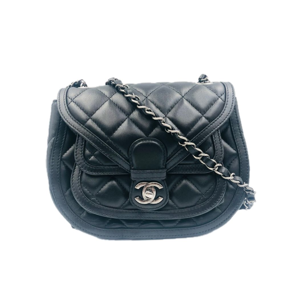 CHANEL シャネル マトラッセ チェーンショルダーバック