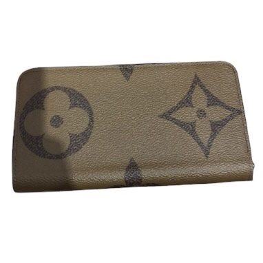 Louis Vuitton ルイヴィトン ジッピーウォレット ジャイアント 