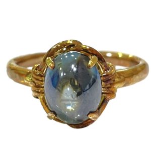 【K18 】オーバルカット石付きリング