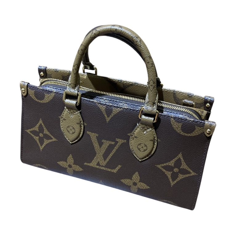 《美品》シャルルジョルダン／がま口小銭入れ・財布【ゴールド】