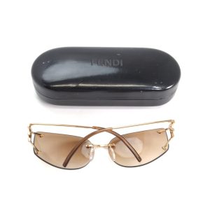 フェンディ サングラス