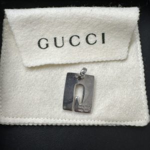 グッチ ペンダントトップ