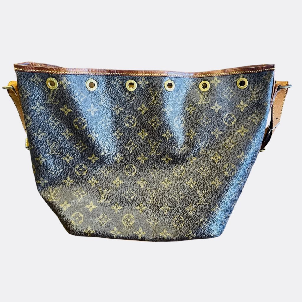 LOUIS VUITTON ルイヴィトン　巾着ショルダーバッグ　プチノエ　モノグラム