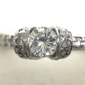 Pt900 ダイヤモンド0.369ct、0.30ct付きリング