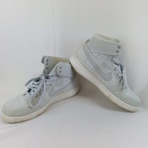 ナイキ エアージョーダン１ノックアウト