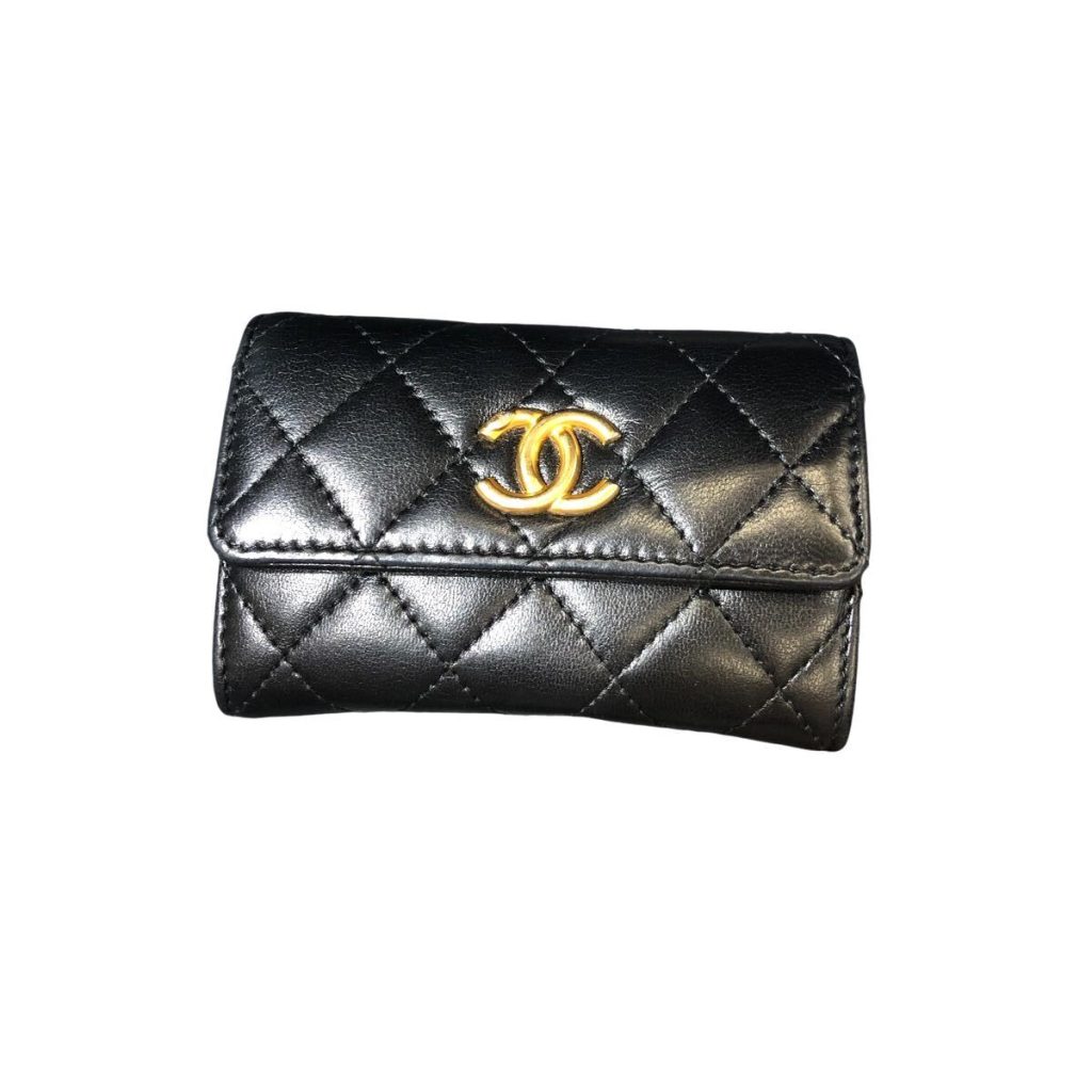 CHANEL　フラップカードケース