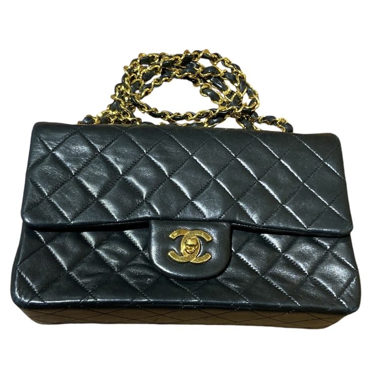 CHANELマトラッセ23】シャネル ラムスキン チェーンバッグの買取実績  