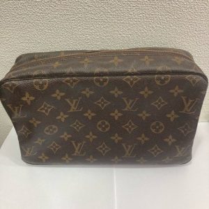 ヴィトンポーチ