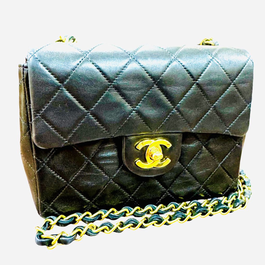 CHANEL シャネル マトラッセ ラムスキン