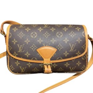 LOUIS VUITTON(ルイ・ヴィトン)モノグラム ソローニュ