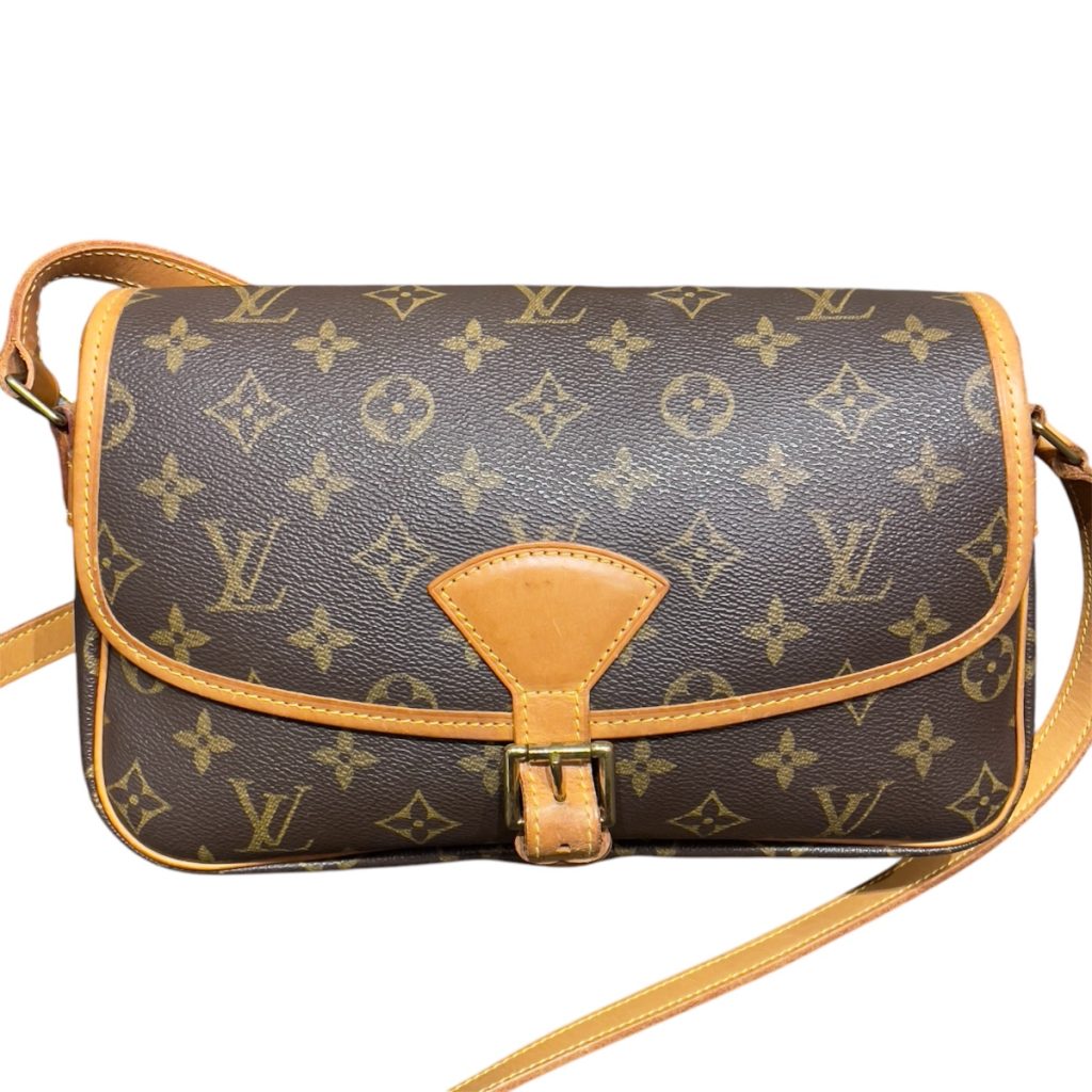 LOUIS VUITTON（ルイ・ヴィトン）モノグラム ソローニュ