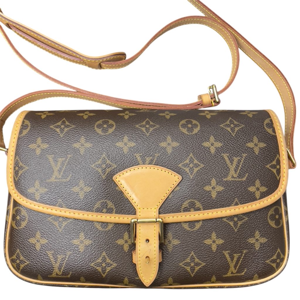 LOUIS VUITTON(ルイヴィトン) モノグラム ソローニュ