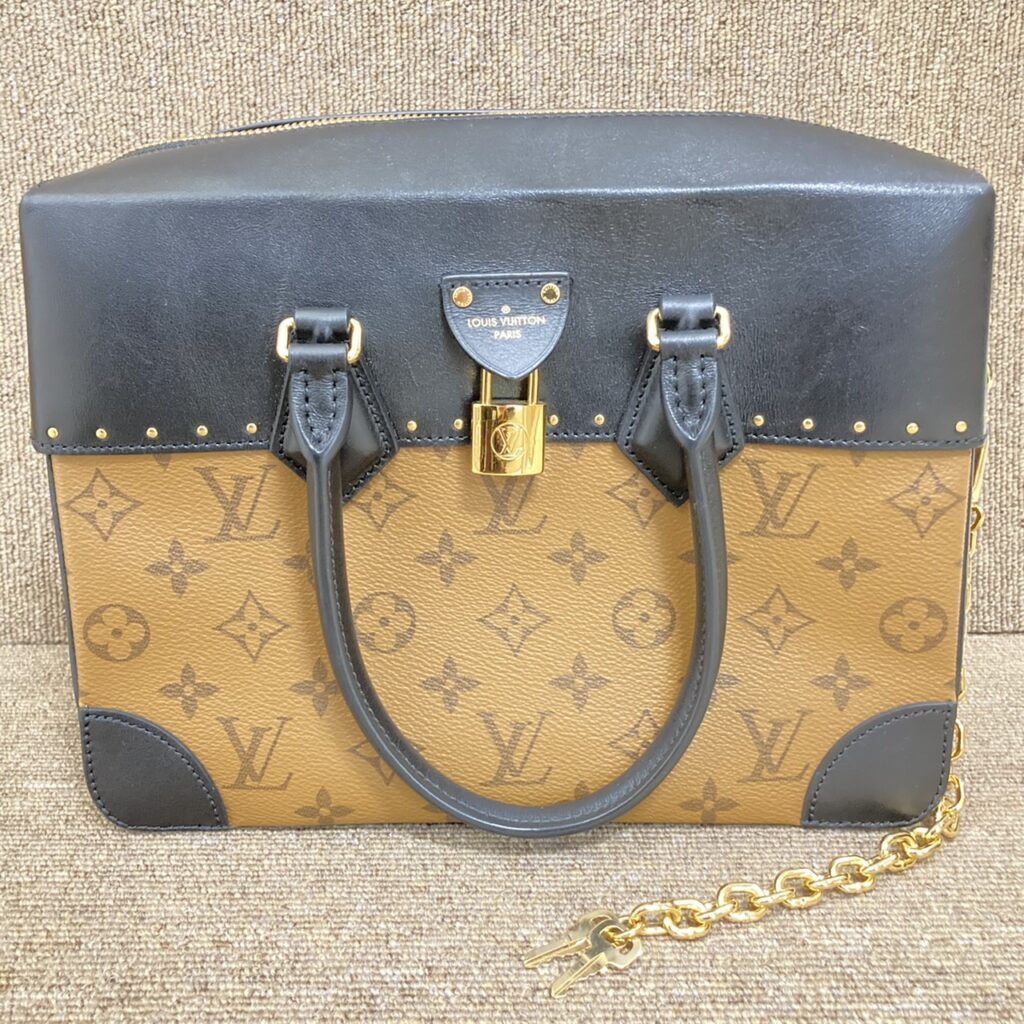 Louis Vuitton シティ・マル モノグラムリバース ルイヴィトン