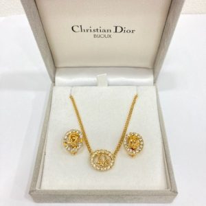 ディオールアクセサリー