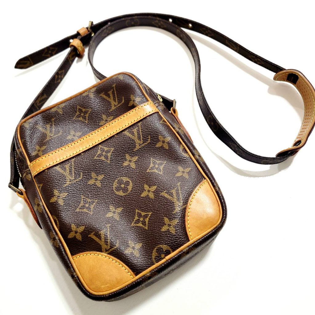 LOUIS VUITTON ルイ・ヴィトン モノグラム ダヌーブ ショルダーバッグ