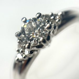 ダイヤモンドリング 0.4ct Pt900