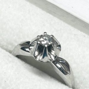 Pt900　ダイヤ付きリング