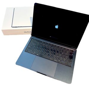 Apple MacbookAir 13.6インチ M3 256GB