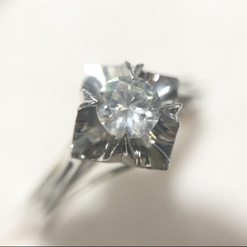 Pt900 ダイヤモンド0.34ct 立爪リング