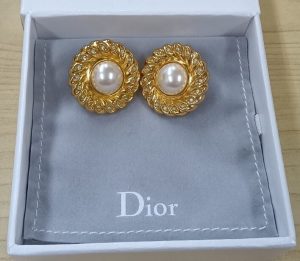 Dior ディオール フェイクパール ラウンド型 ラインストーン イヤリング