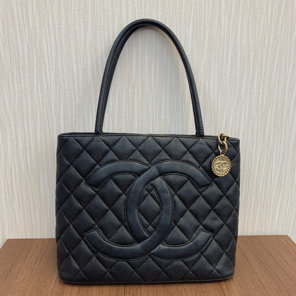 CHANEL トートバッグ